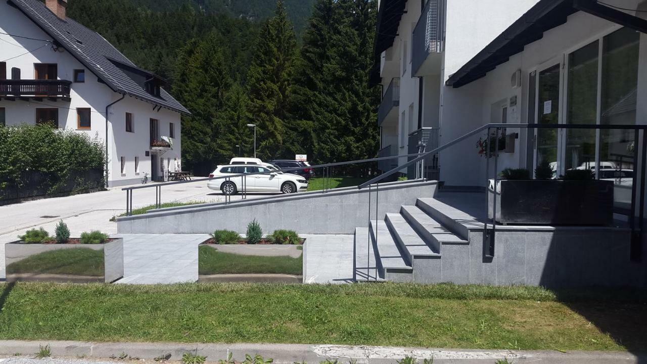 Klass 203 Краньска Гора Экстерьер фото